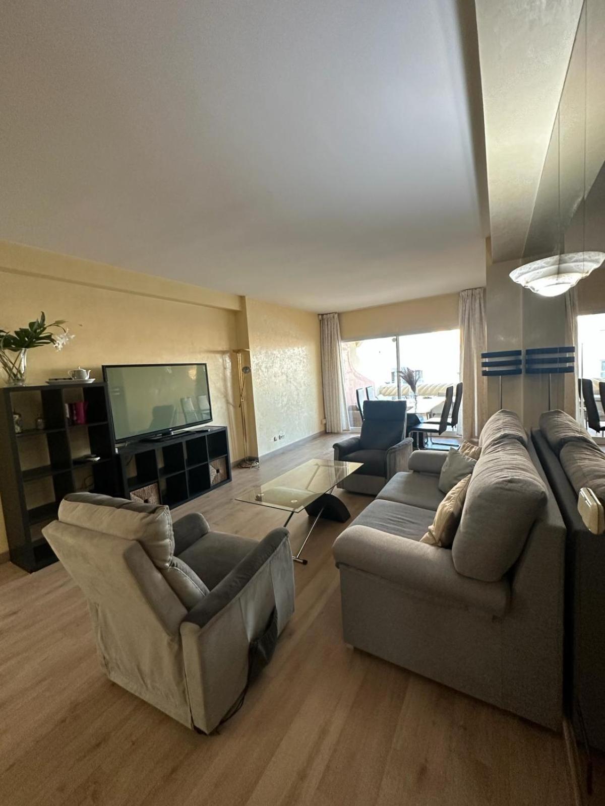 Piso Islas C111 Apartment *
